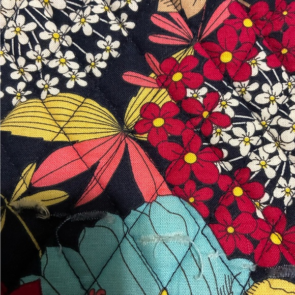 Floral Quilted Vera Bradley Laptop Bag - Picture 2 of 6